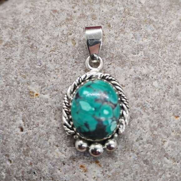 Southwest Aqua Green Spider Web Turquoise 925 Sterling Silver Pendant - Picture 2 of 7